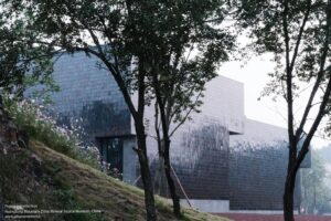 huanglong-mountain-star-zisha-mineral-source-museum-architecture-school-of-southeast-university-plus-atelier-xuk_6 (Copy)