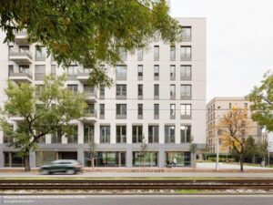 mixed-use-building-b10-sadovsky-and-architects-plus-superatelier_14 (Copy)