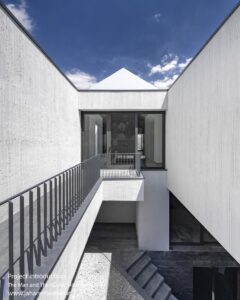 the-man-and-the-house-zav-architects_5