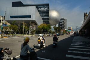 05-taipei-performing-arts-center-c-oma-photography-by-chris-stowers