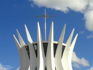 Catedral_de_Brasília_-_DSC00234