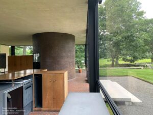 The-Glass-House-Philip-Johnson-Archeyes-Bobcat2