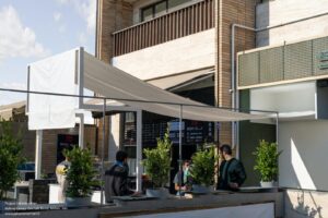 walking-canopy-3ra-cafe-bistro-paad-architects_9