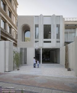 white-trio-house-office-and-store-white-on-white-studio_2