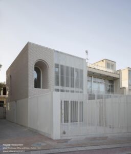 white-trio-house-office-and-store-white-on-white-studio_4